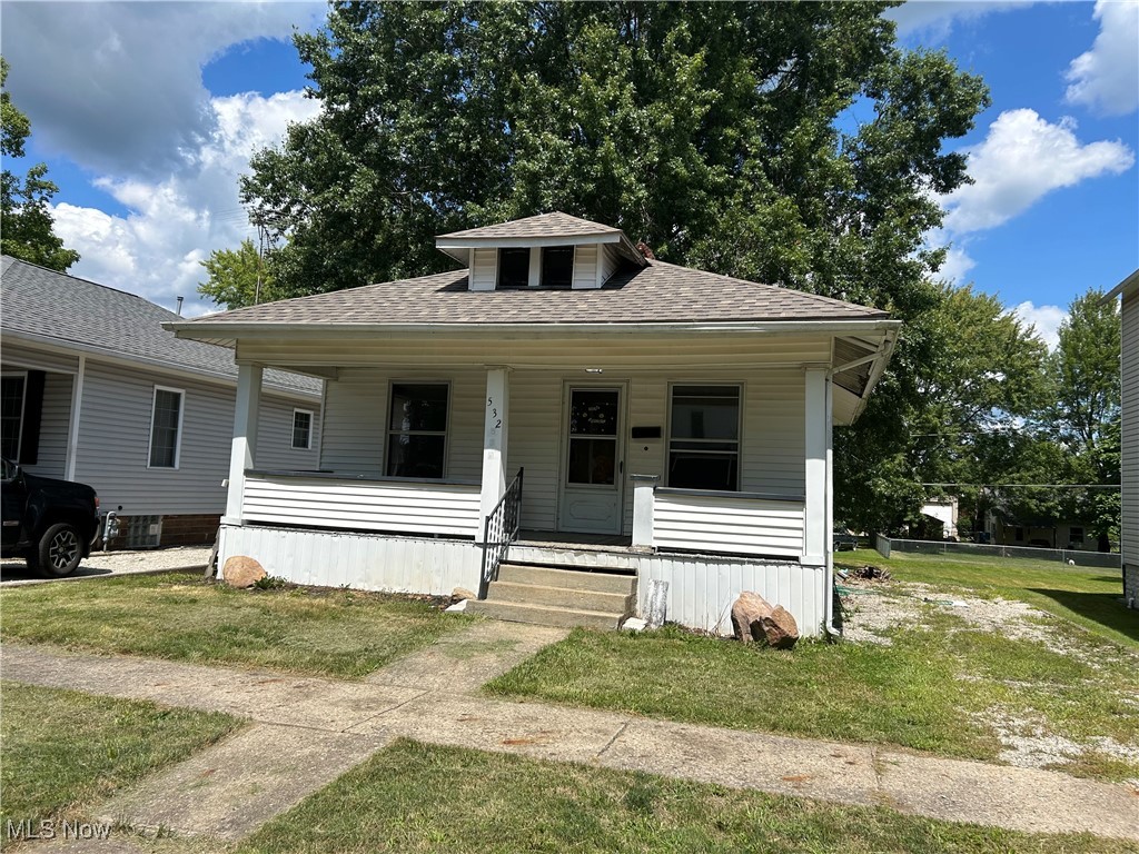 New York Ave, Sebring, OH 44672