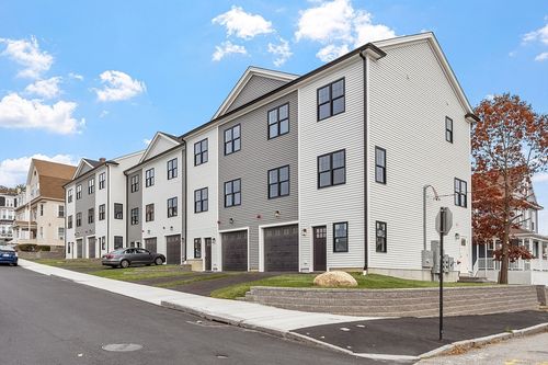 b-10 Windsor St, Worcester, MA, 01605-3419 | Card Image