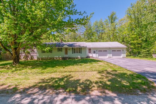 8 Percy Hawkes Road, Windham, ME, 04062 | Card Image