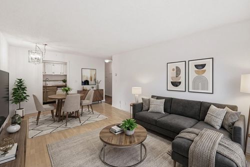 304-1864 Frances St, Vancouver, BC, V5L1Z7 | Card Image