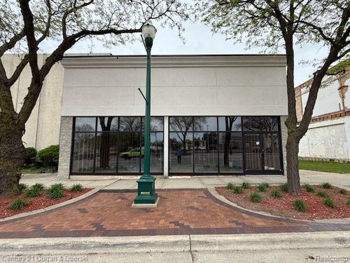 35136 W Michigan Ave, Wayne, MI, 48184-1614 | Card Image