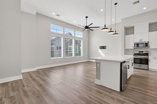 7706 Kivu Ln, Houston, TX, 77055-1060 | Card Image