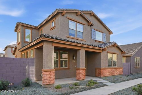 10022 W Piccadilly Rd, Avondale, AZ, 85392-1732 | Card Image