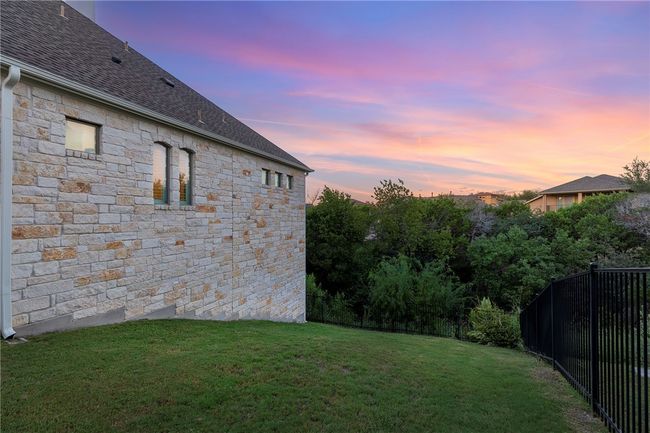 201 Glenfiddich Ln, House other with 4 bedrooms, 3 bathrooms and 4 parking in Lakeway TX | Image 4