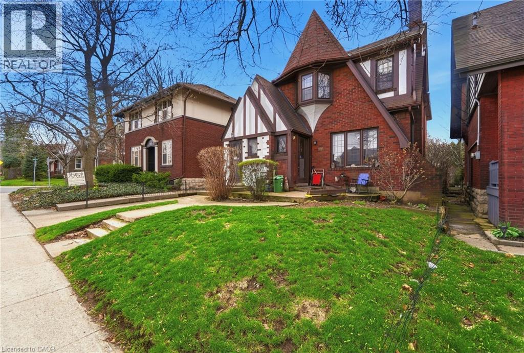 Residential Income in Hamilton 4