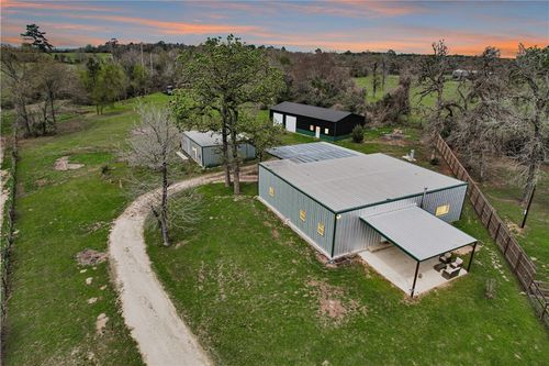 6452 Oakhill Lane, Richards, TX, 77873 | Card Image