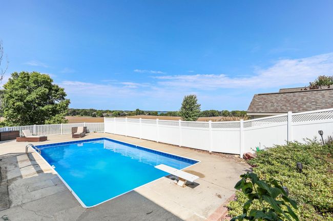 1813 Skyline Dr, House other with 4 bedrooms, 3 bathrooms and null parking in STOUGHTON WI | Image 18