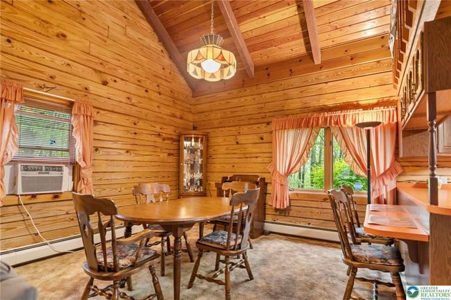 324 Hatchery Rd, House other with 2 bedrooms, 2 bathrooms and null parking in Jim Thorpe PA | Image 5