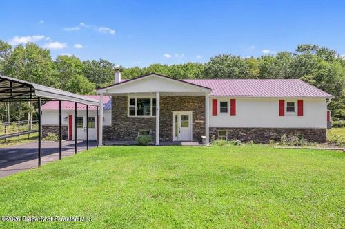 40 Park Ridge Dr, Shickshinny, PA, 18655-4322 | Card Image