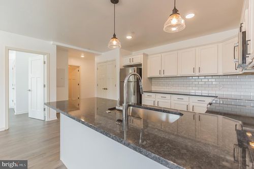 apt-302-6778 Ridge Ave, PHILADELPHIA, PA, 19128-2486 | Card Image