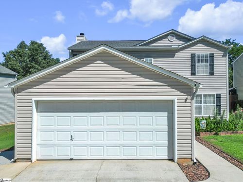 15 Willow Bend Dr, Taylors, SC, 29687-3042 | Card Image