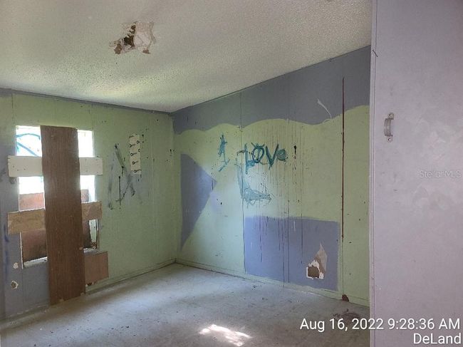 43041 Jewell Dr, House other with 3 bedrooms, 2 bathrooms and null parking in DELAND FL | Image 15