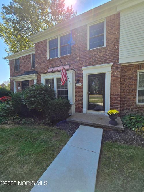 6705 Garden Rd, Maumee, OH, 43537-1003 | Card Image