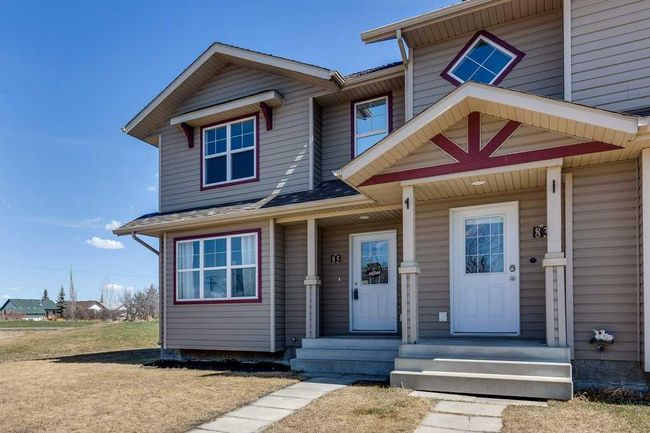 85 Lawford Avenue, Home with 4 bedrooms, 2 bathrooms and 2 parking in Red Deer AB | Image 3