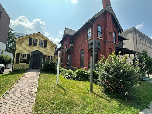 111-109 E Seneca St, Ithaca, NY, 14850-4352 | Card Image