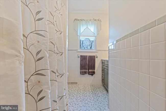 720 Vance Dr, House other with 4 bedrooms, 3 bathrooms and null parking in GLENSIDE PA | Image 42