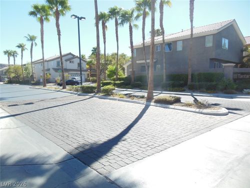 9747 Waukegan Ave, Las Vegas, NV, 89148-5746 | Card Image