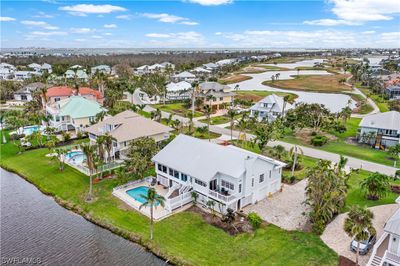 1558 Sand Castle Road, House other with 3 bedrooms, 2 bathrooms and null parking in Sanibel FL | Image 2