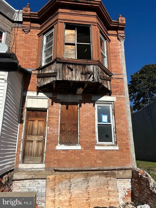 1046 Haddon Ave, CAMDEN, NJ, 08103-2731 | Card Image