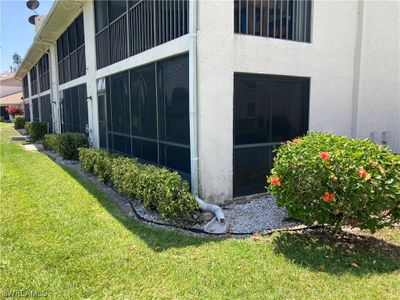 501 - 15140 Riverbend Boulevard, Condo with 2 bedrooms, 2 bathrooms and null parking in North Fort Myers FL | Image 3