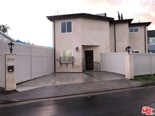 15431 Huston St, Sherman Oaks, CA, 91403 | Card Image