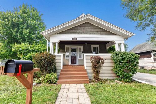 504 Hewitt Street, NEENAH, WI, 54956 | Card Image