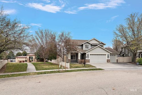1452 E Pistioa Dr, Meridian, ID, 83642-5082 | Card Image