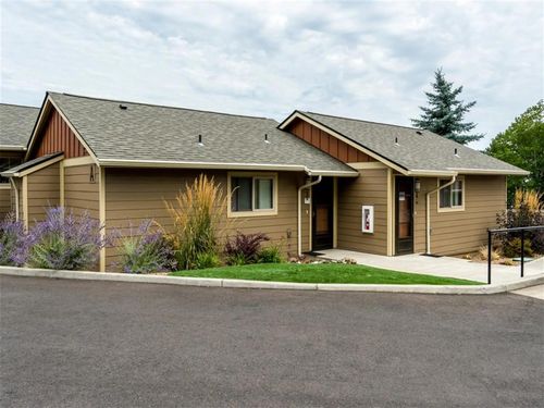 3202 Bluff Ave Se, Salem, OR, 97302-3282 | Card Image