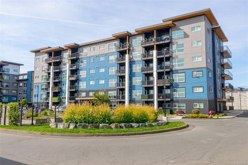 301-2465 Gateway Rd, Langford, BC, V9B5X3 | Card Image