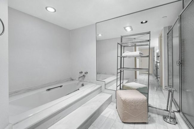 252 - 100 Lakeshore Drive, Condo with 3 bedrooms, 4 bathrooms and null parking in North Palm Beach FL | Image 24