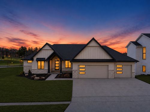 2665 Timber Oaks Rd Sw, Rochester, MN, 55902-1758 | Card Image