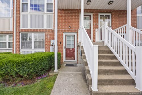 5-109 Neptune Ln, Bronx, NY, 10473-2459 | Card Image