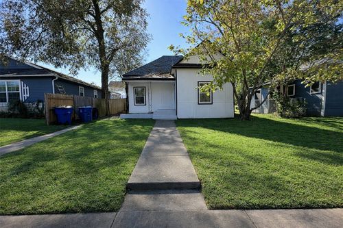 522 E Woodard St, Denison, TX, 75021-2846 | Card Image