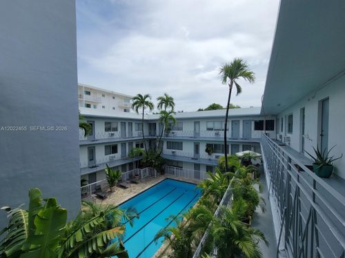 303-835 Lenox Ave, Miami Beach, FL, 33139-5694 | Card Image