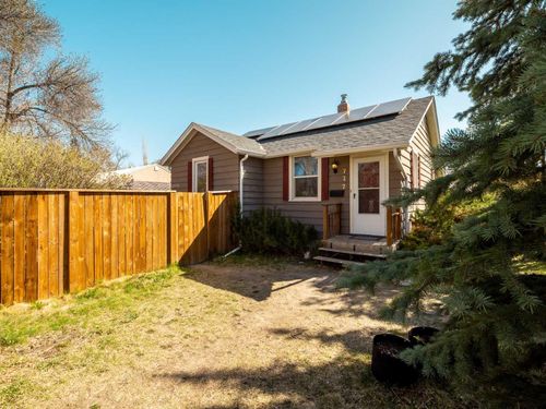 727 15 Street S, Lethbridge, AB, T1J3A1 | Card Image
