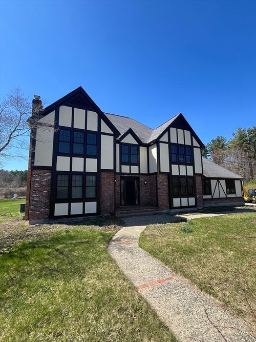 na-1077 North St., Walpole, MA, 02081 | Card Image