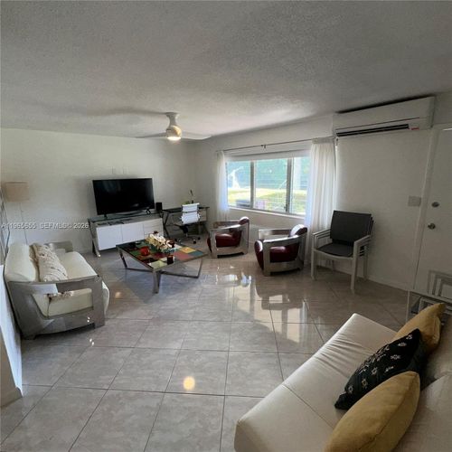 apt-103s-3922 Ne 166th St, North Miami Beach, FL, 33160-3807 | Card Image