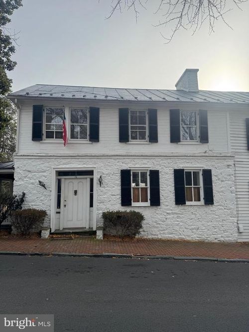 12 Wirt St Nw, LEESBURG, VA, 20176-2807 | Card Image