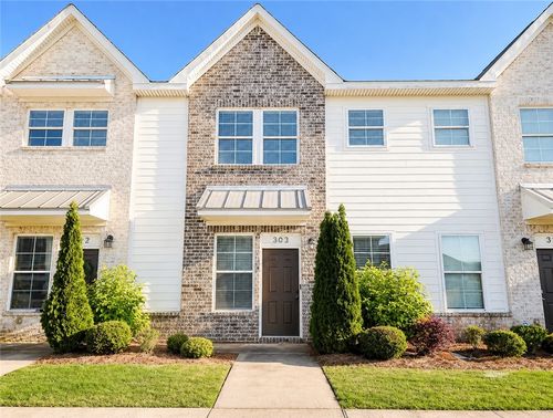 3855 Academy Dr, OPELIKA, AL, 36801-6182 | Card Image