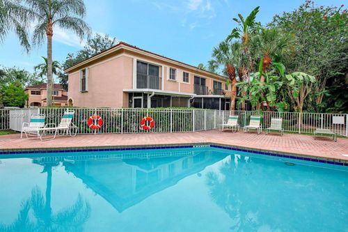 9715 Nw 23rd Ct, Pembroke Pines, FL, 33024-1434 | Card Image