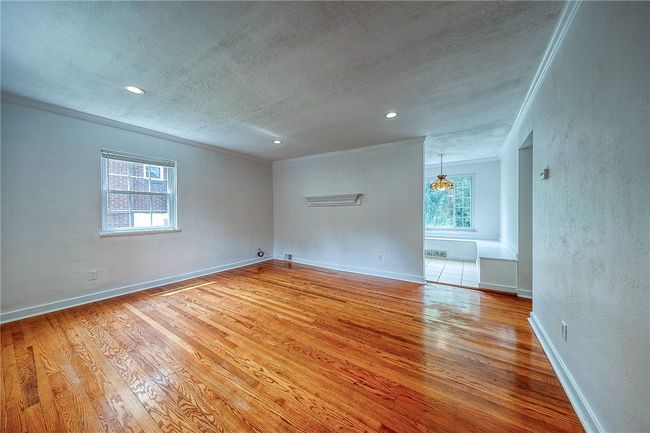Additional view of living room. | Image 5
