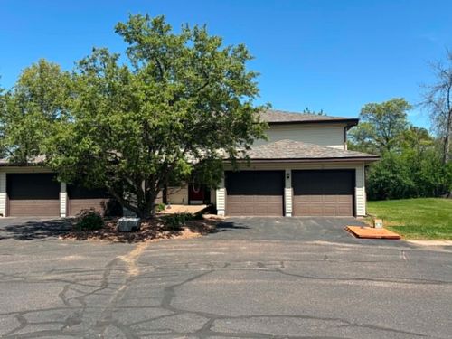 2-227 Parkview Ct, Altoona, WI, 54720-1084 | Card Image