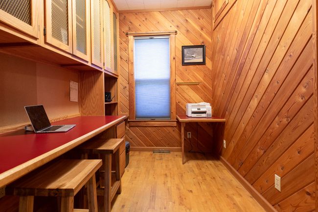 925 W Spruce St, House other with 3 bedrooms, 2 bathrooms and null parking in Missoula MT | Image 26