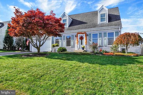 1630 Misty Dr, YORK, PA, 17408-4242 | Card Image