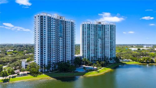 905n-2641 N Flamingo Rd, Sunrise, FL, 33323-1735 | Card Image