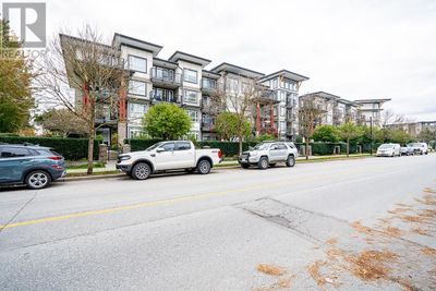 417 - 12075 Edge St, Condo with 1 bedrooms, 1 bathrooms and 1 parking in Maple Ridge BC | Image 3