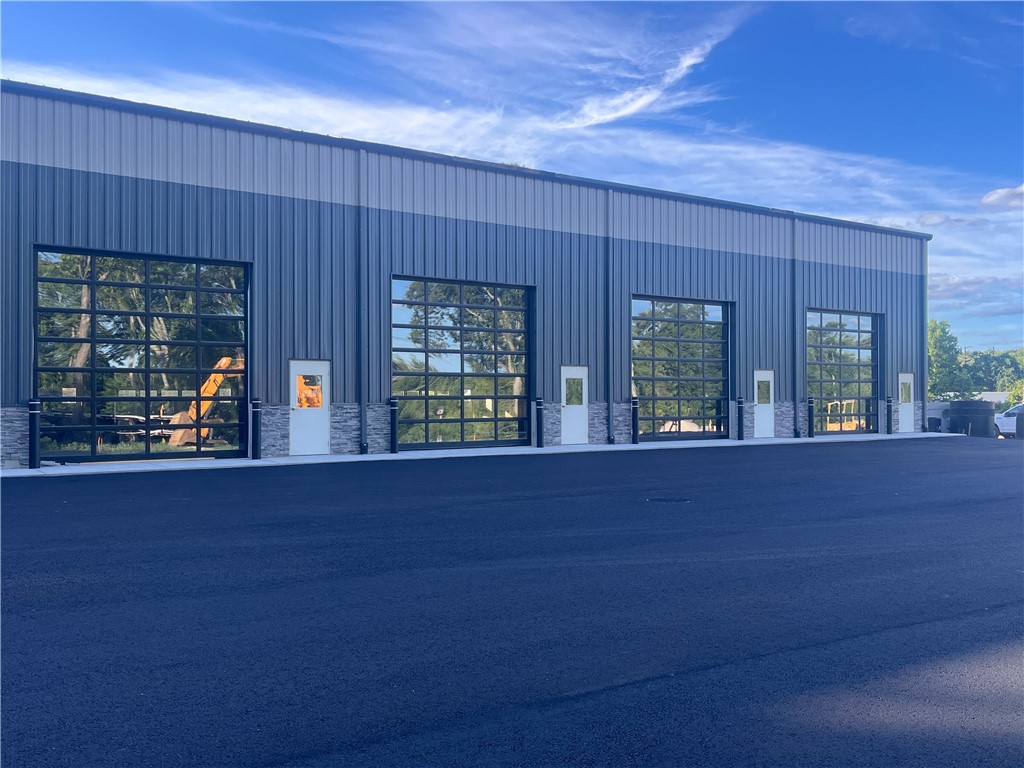 1-150 Washington Hwy, Smithfield, RI 02917