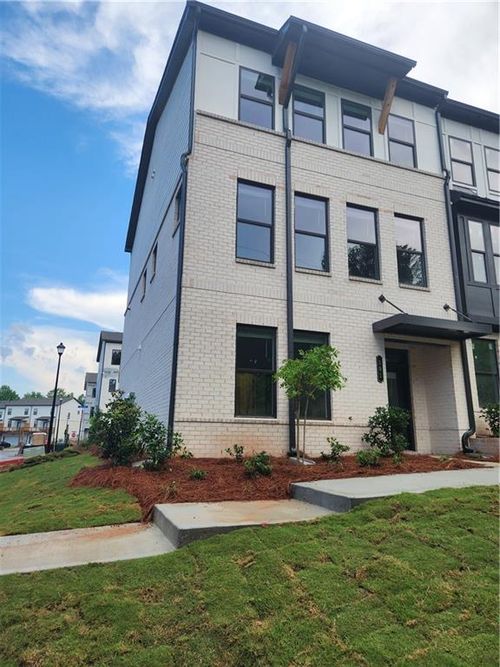 101 Holt Ln, Lawrenceville, GA, 30046-5128 | Card Image