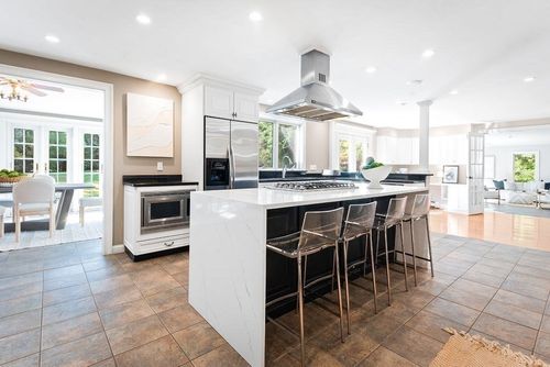 10 Stop River Rd, Norfolk, MA, 02056-1171 | Card Image