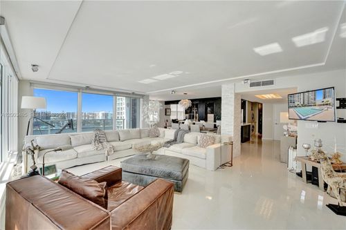 908s-2751 S Ocean Dr, Hollywood, FL, 33019-2750 | Card Image
